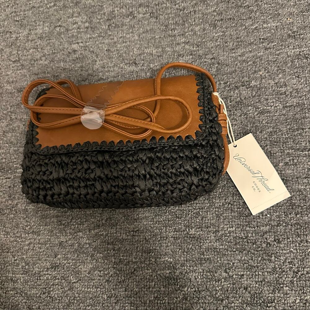 Universal Threads Boho Purse Crossbody Black Straw Brown Straps New With Tags